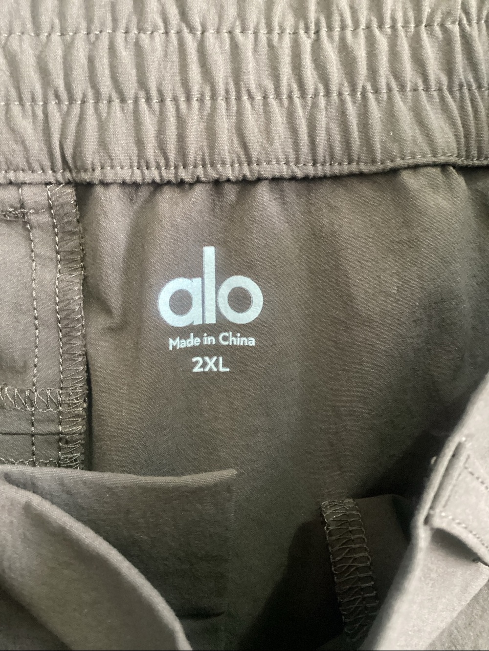 Alo pants - Picture 8 of 13